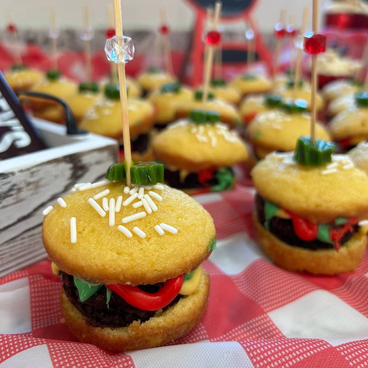 Cupcakes decorated to look like small hamburgers
